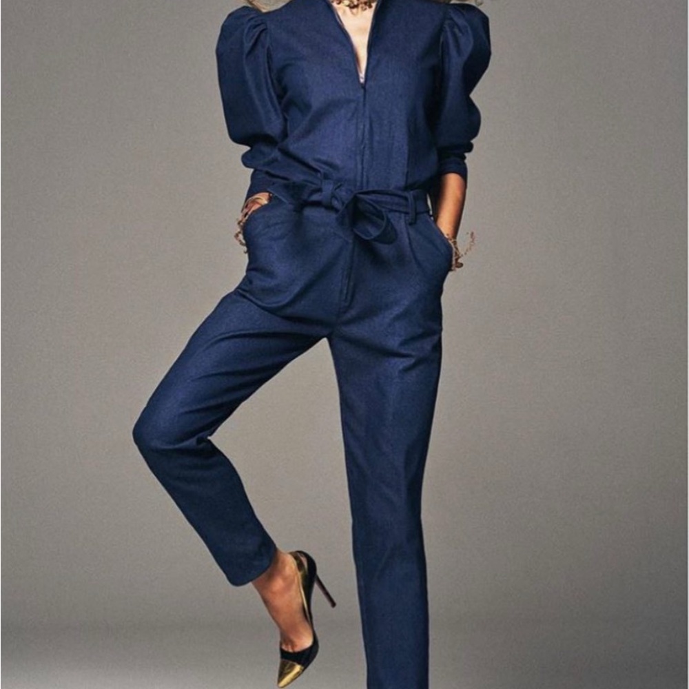 Navy Blue Jumpsuit with Puffed Sleeves and Belted Waist